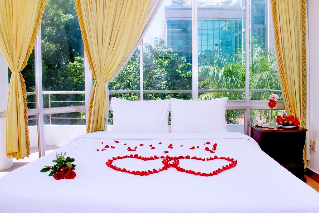 Hotel Aurora Nha Trang Exterior foto