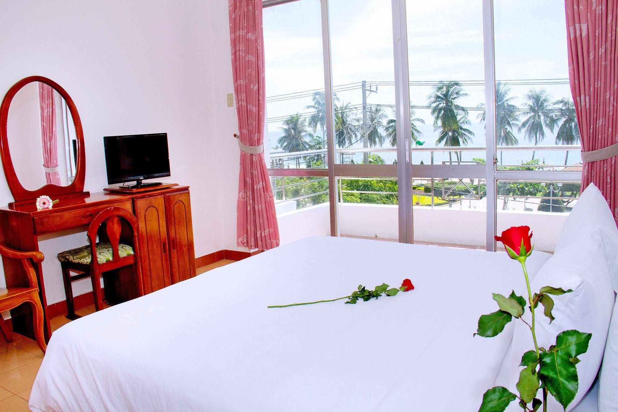 Hotel Aurora Nha Trang Exterior foto