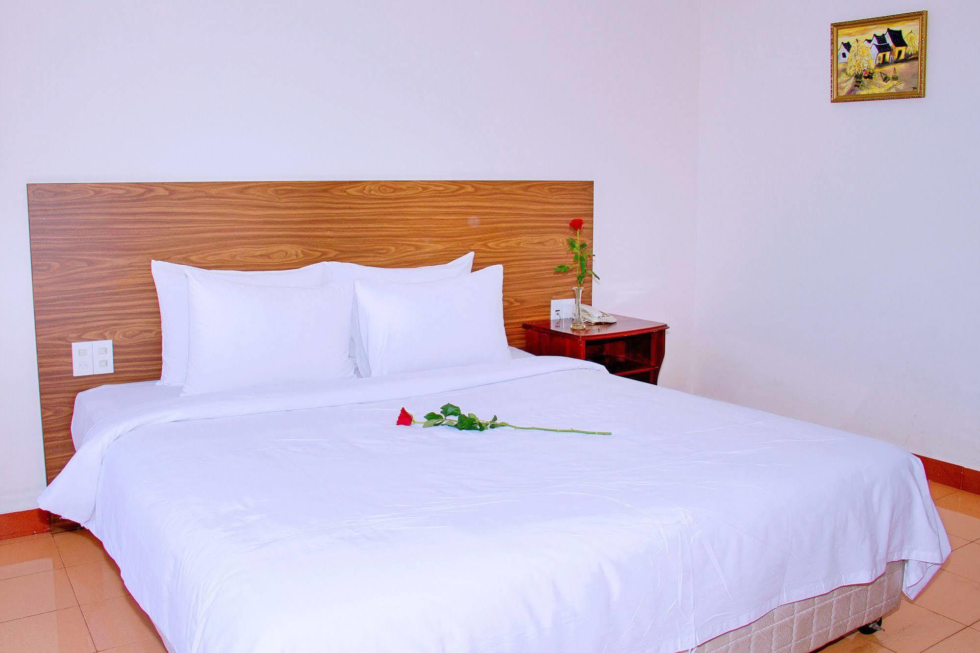 Hotel Aurora Nha Trang Exterior foto