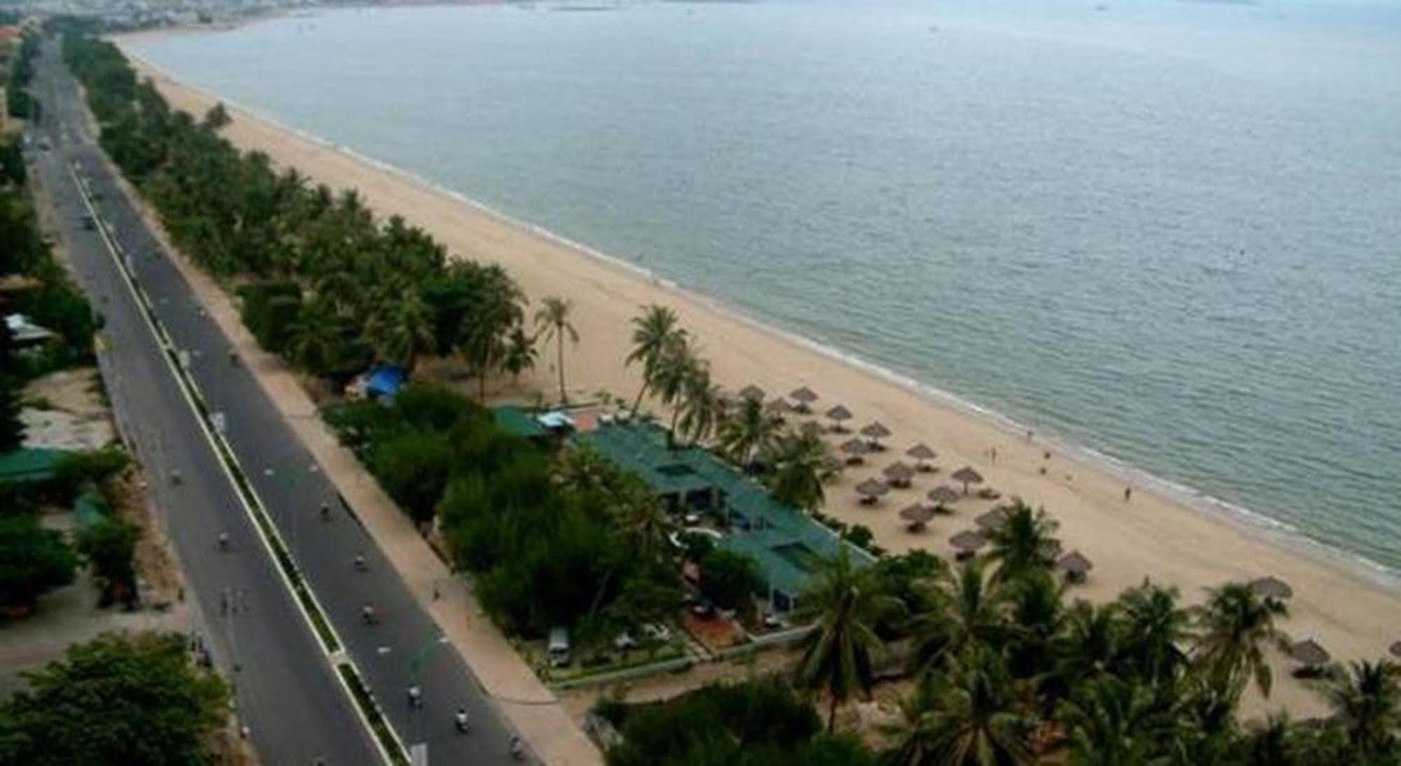Hotel Aurora Nha Trang Exterior foto